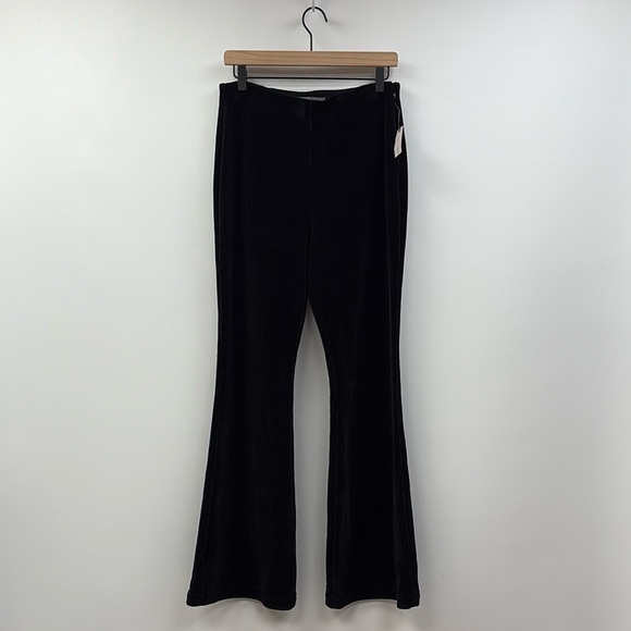 NWT Anthropologie '70s Ribbed Velour High Rise Flared Wide Leg Pant Black Medium - Picture 4 of 11